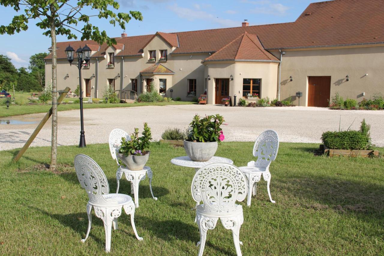 Le Manoir Des Aromes Hotell Brugny-Vaudancourt Exteriör bild