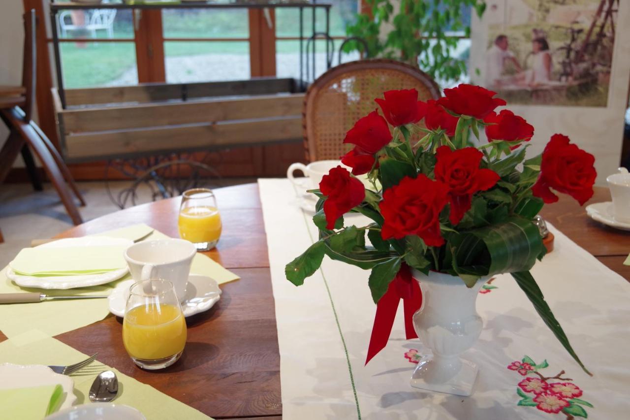 Le Manoir Des Aromes Hotell Brugny-Vaudancourt Exteriör bild