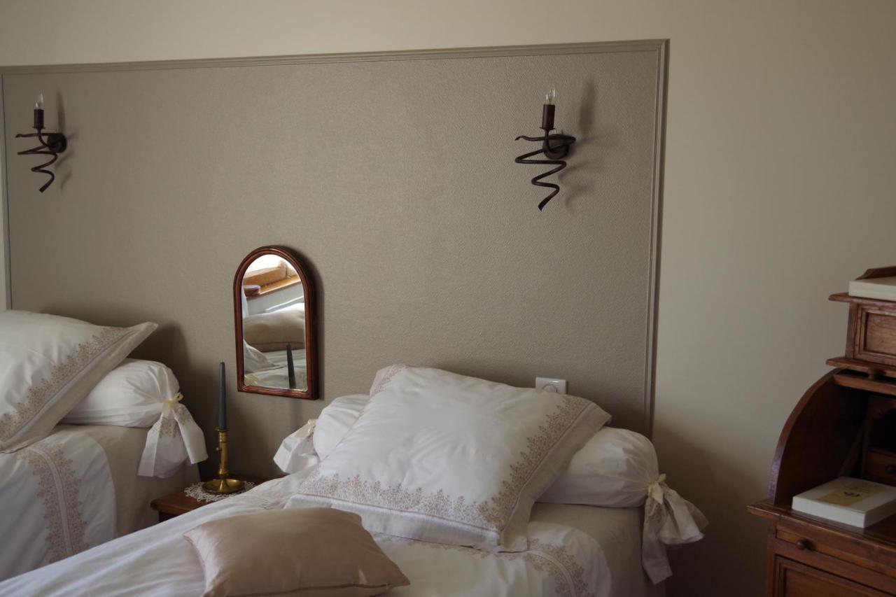 Le Manoir Des Aromes Hotell Brugny-Vaudancourt Exteriör bild